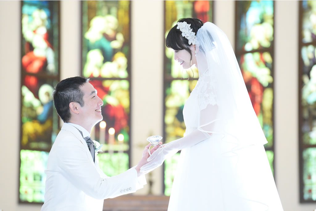 札幌のドレスショップDESTINAディスティーナ結婚式はドレス選びからドレスファースト画像イメージ